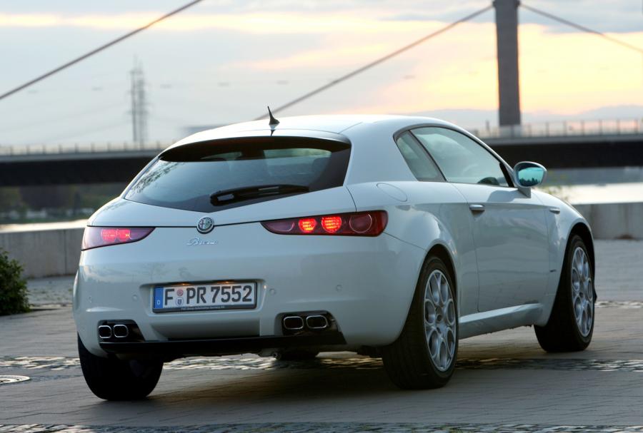  Alfa Romeo Brera (939D) 2008 года  (фото 13 из 47)